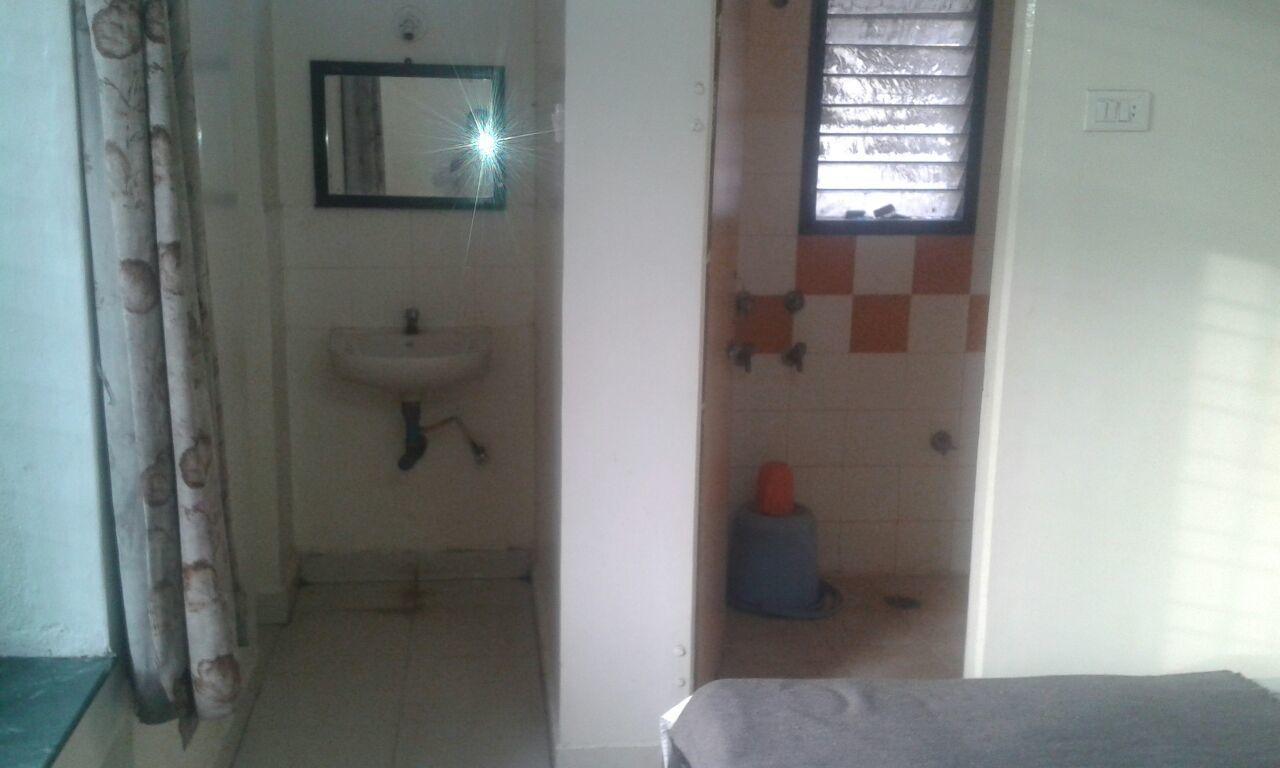 Swagat Lodge Shirdi Exterior photo